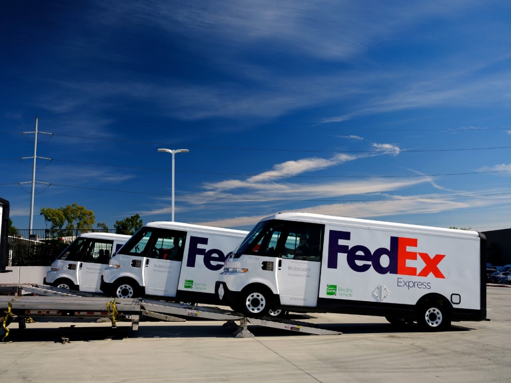 BrightDrop Delivers 1st All-Electric EV600 Vehicles to FedEx