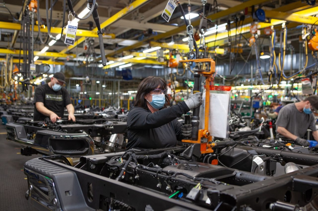 Oshawa Assembly Adds a Second Shift