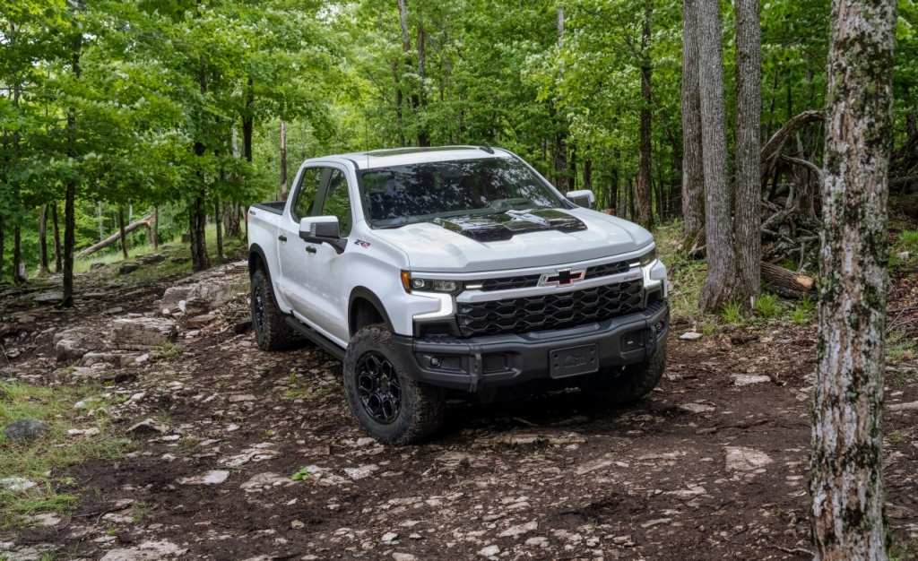 Ready to Roam: Chevrolet Introduces Silverado ZR2 Bison