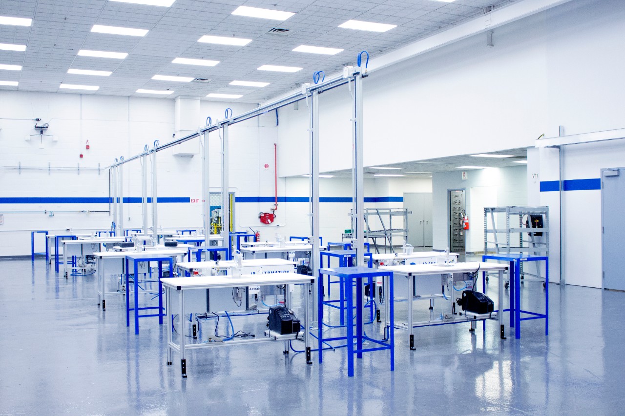 The All-Electric GMC HUMMER EV Exterior View Outside